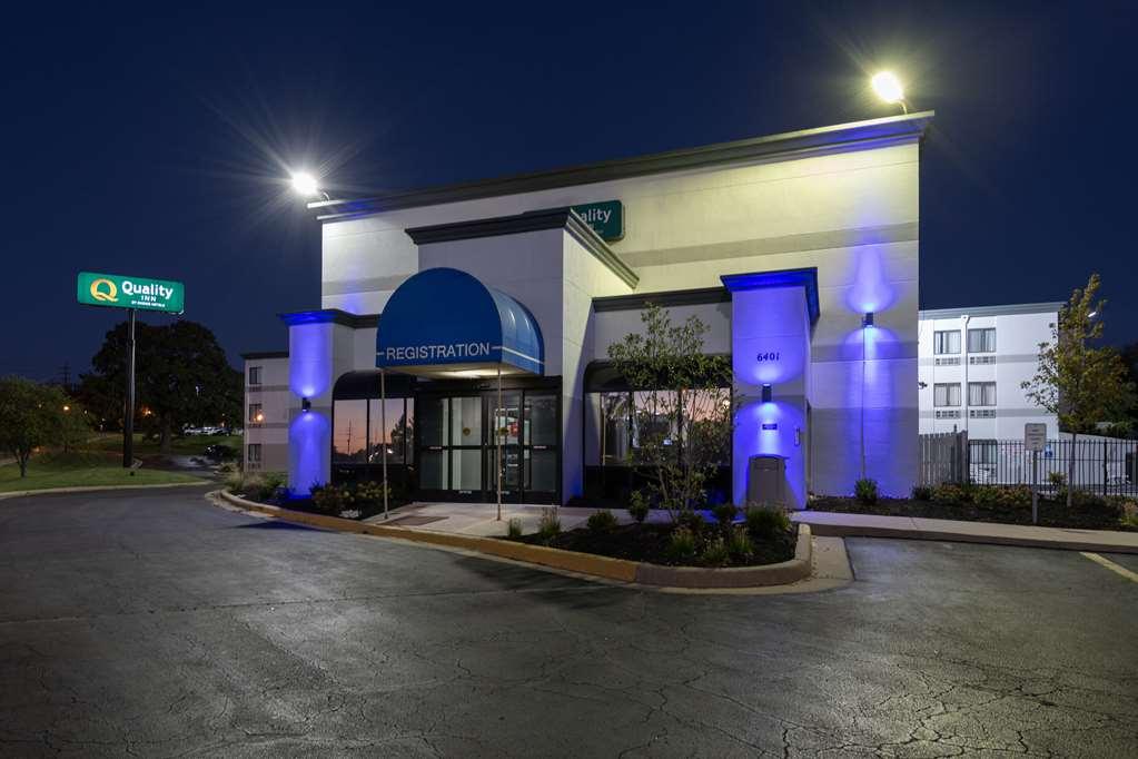 Quality Inn Merriam Kansas City מראה חיצוני תמונה