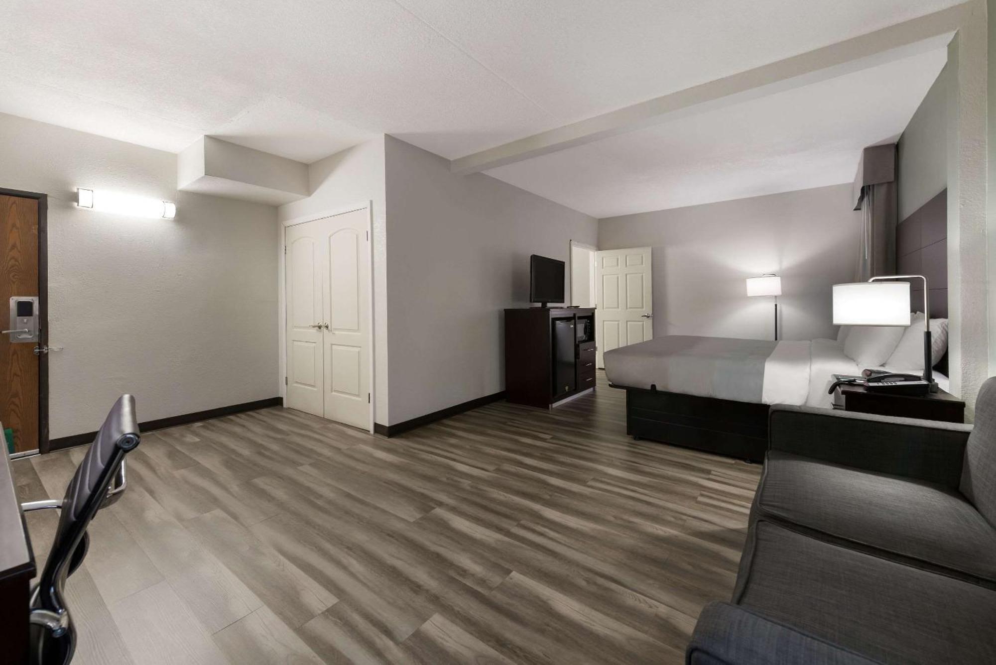Quality Inn Merriam Kansas City מראה חיצוני תמונה