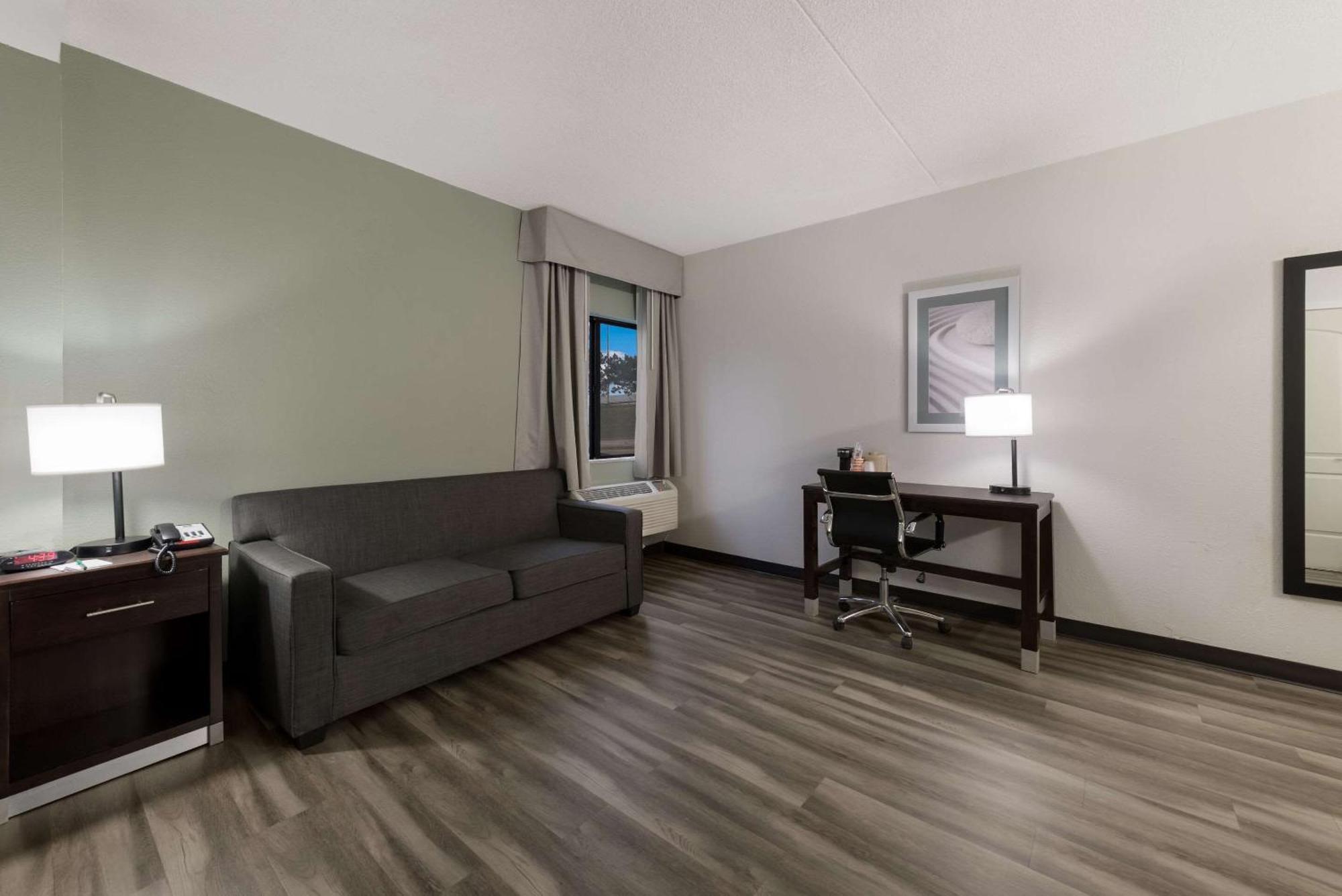 Quality Inn Merriam Kansas City מראה חיצוני תמונה