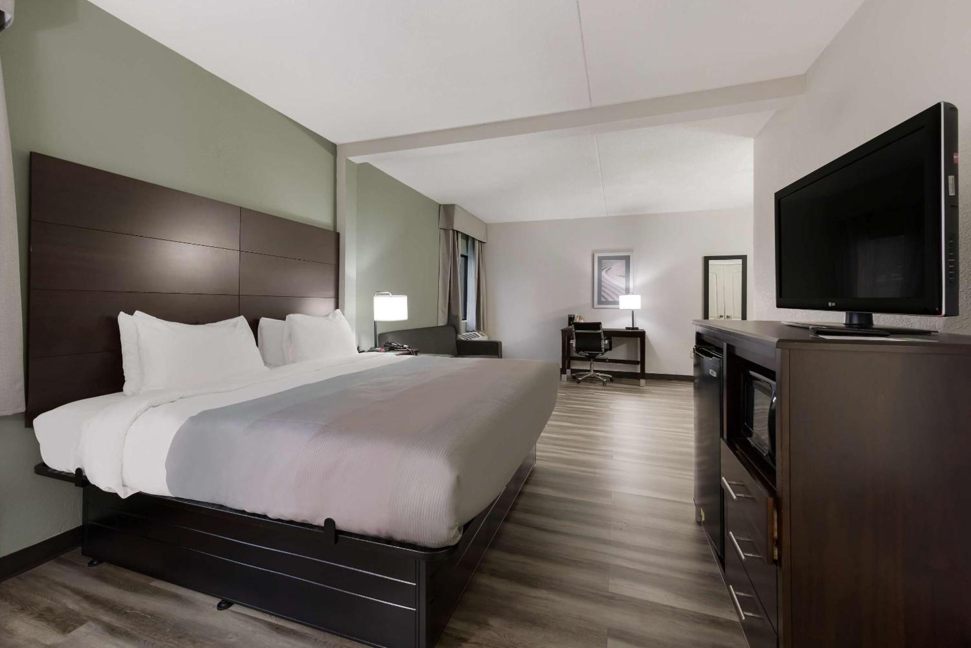 Quality Inn Merriam Kansas City מראה חיצוני תמונה